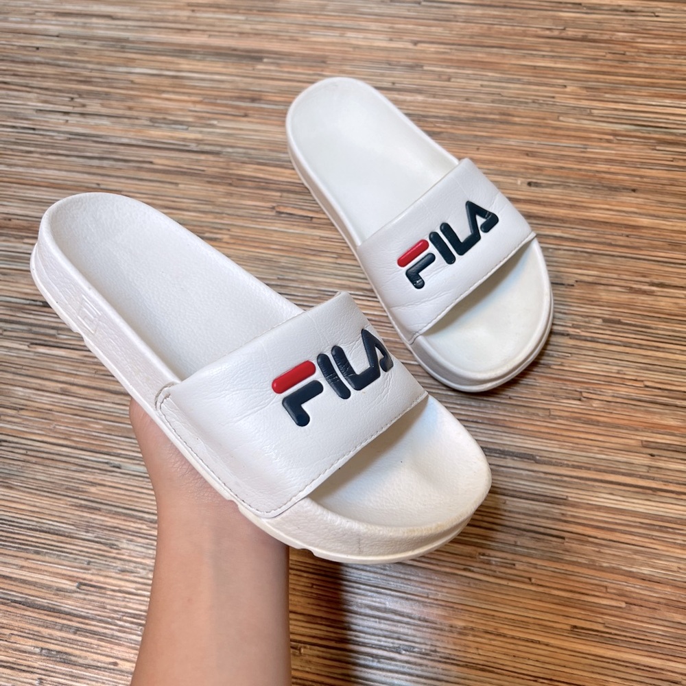 Filas White Slides